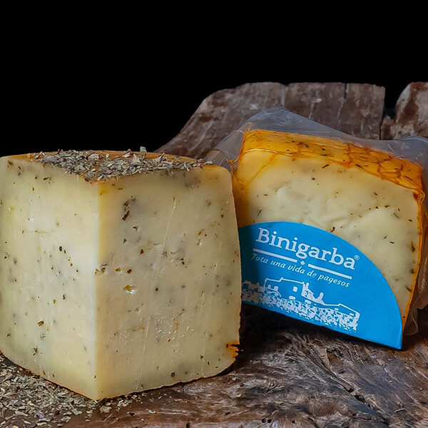 Queso semi albahaca